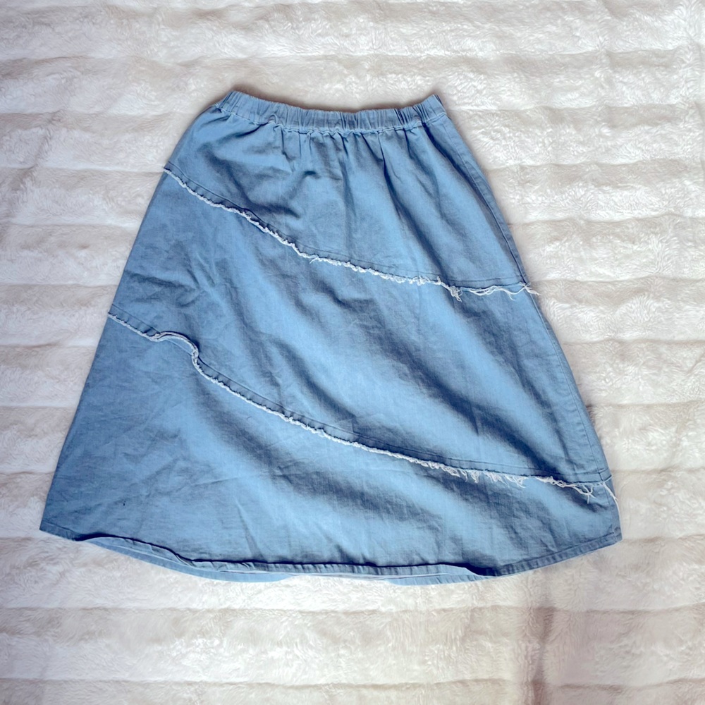 Light blue frayed layered skirt